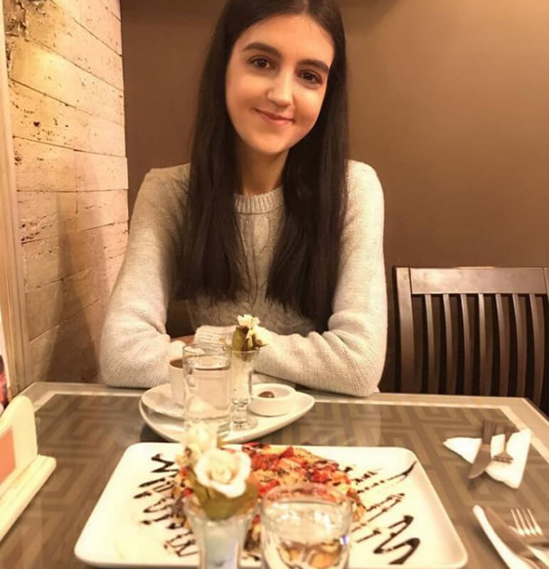 Banu Berberoğlu 1 Banu Berberoğlu Kimdir?