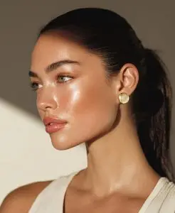 Yeni Model Altın Küpeler: Modern Takı Rehberi 8 Yeni Model Altın Küpeler: Modern Takı Rehberi 8